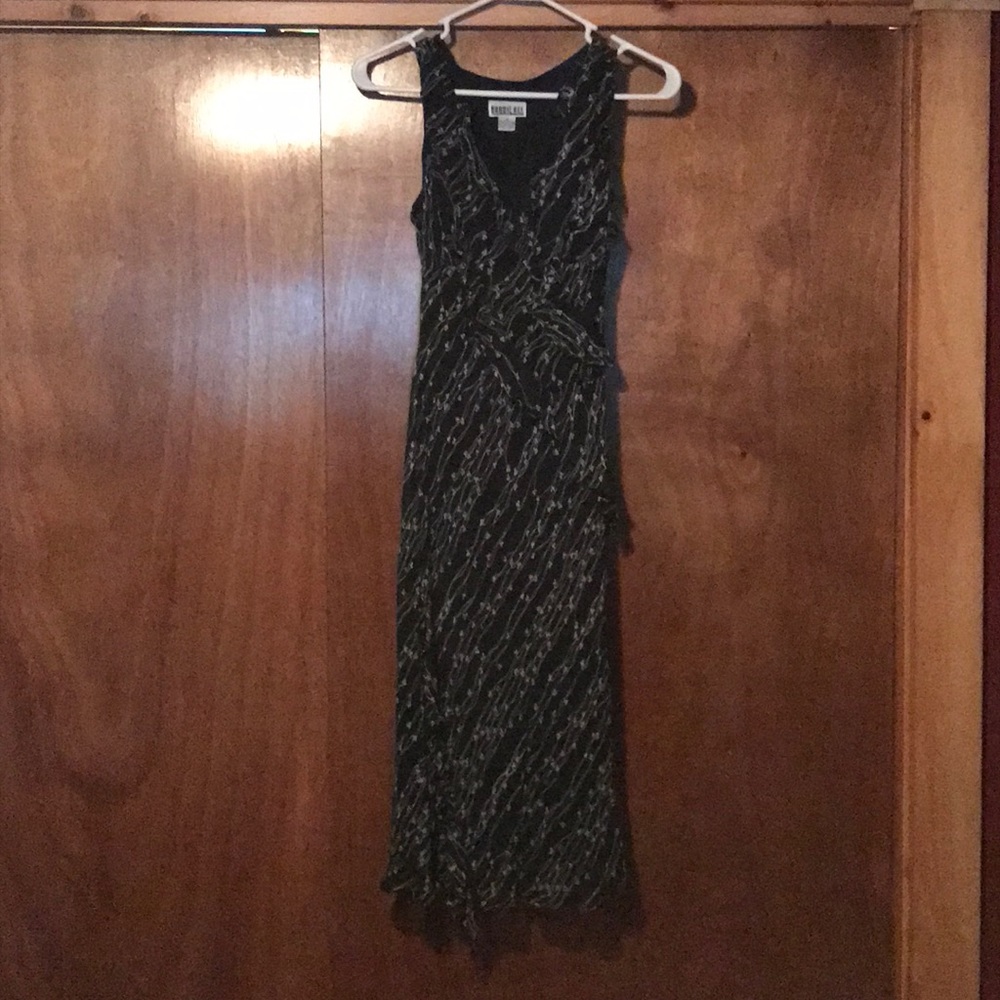 EUC Mid Length Maxi Dress